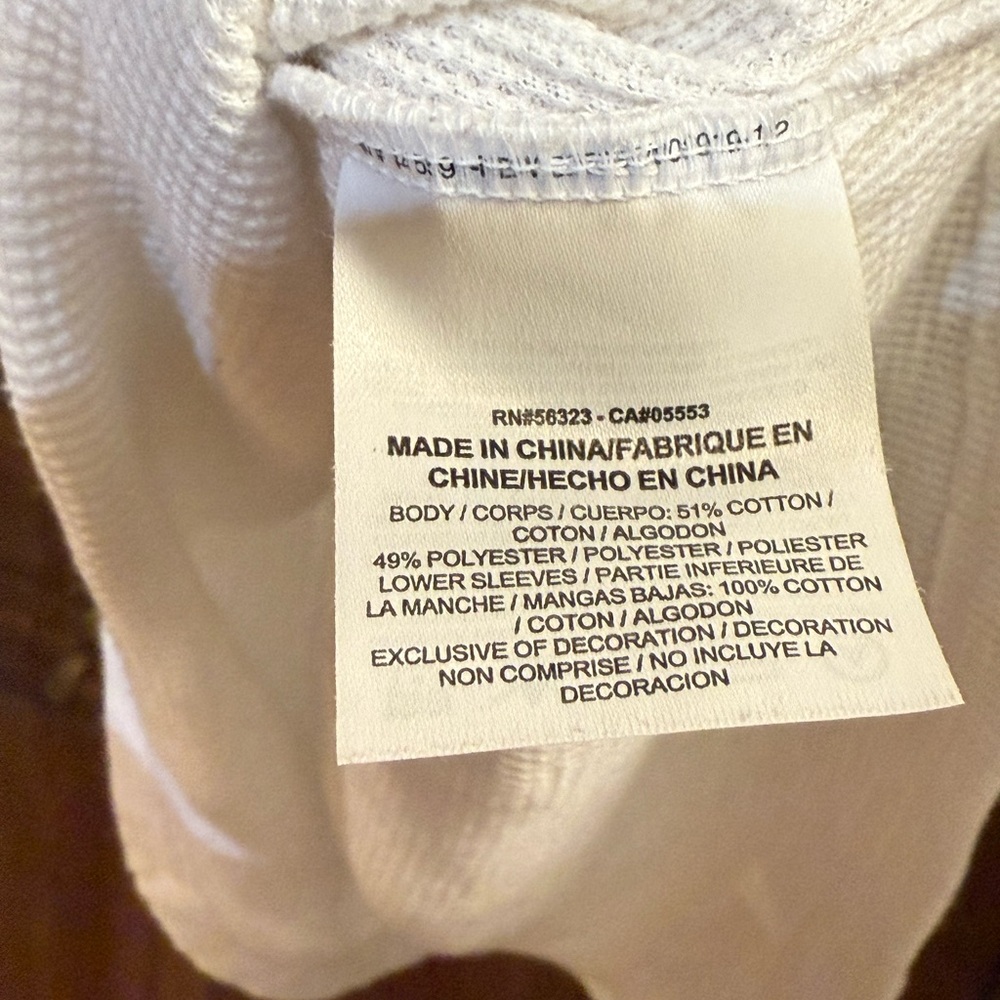 Jordan Men's thermal White Long Sleeve Tee - Picture 3 of 7